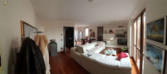 Квартира с 2 комнатами в Понте Сан Пьетро, Италия № 62587 7