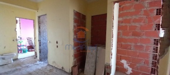 4 bedrooms Apartment in Almada, Portugal No. 87311 3