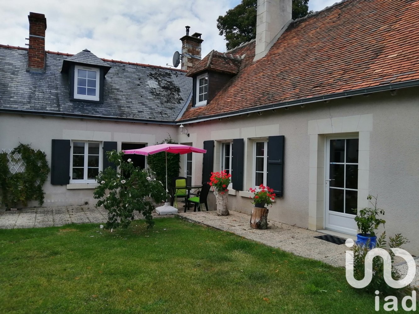 Дом с 2 спальнями в Экёйе, Франция № 154533