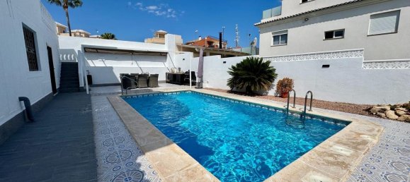 4 Schlafzimmer Haus in Torrevieja, Spain, Nr. 187921 25