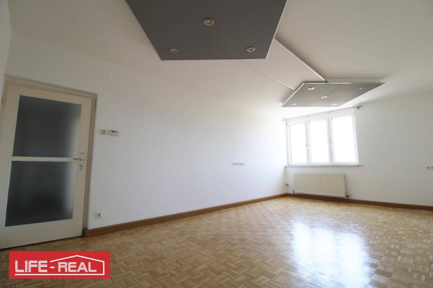 3 rooms Apartment in Linz, Austria No. 251031