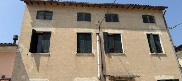 4 bedrooms House in Sovizzo, Italy No. 326717 3