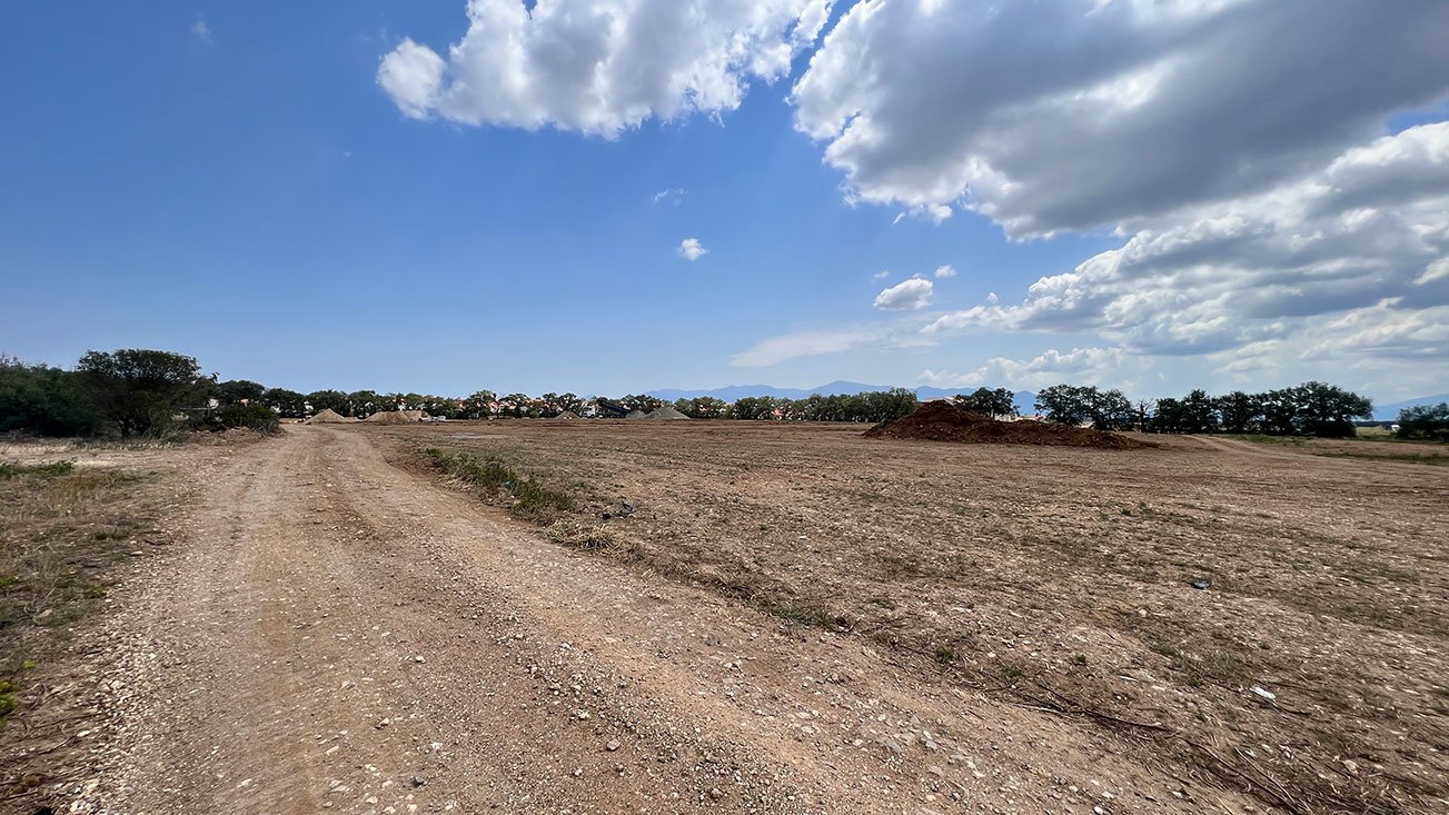 Grundstück in Pollestres, France, Nr. 93241