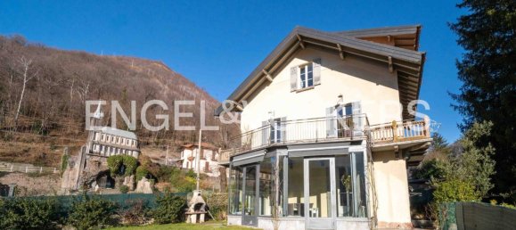 4 bedrooms Villa in Valganna, Italy No. 132756 15