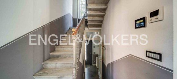 4 bedrooms Villa in Valganna, Italy No. 132756 8
