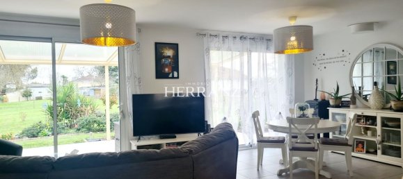 4 bedrooms House in Puynormand, France No. 101966 7