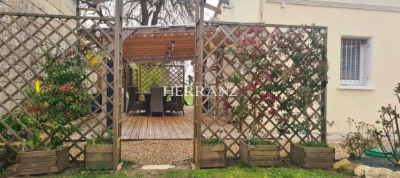 4 bedrooms House in Puynormand, France No. 101966 2