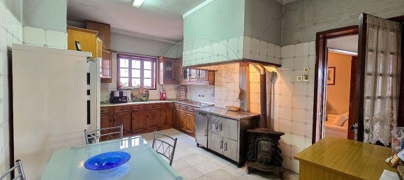 3 bedrooms House in Lordelo, Portugal No. 41305 7