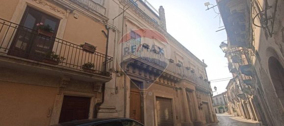 4 Schlafzimmer Haus in Chiaramonte Gulfi, Italy, Nr. 319015 5