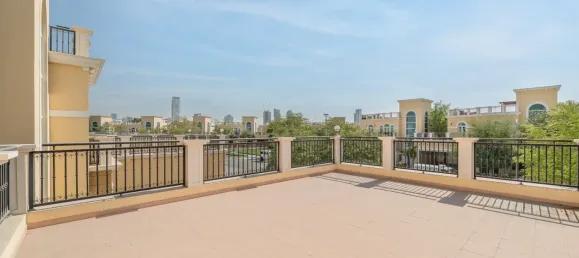 Вилла с 4 спальнями в Jumeirah Park, Дубай, ОАЭ № 108429 18