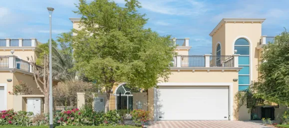 Вилла с 4 спальнями в Jumeirah Park, Дубай, ОАЭ № 108429 20