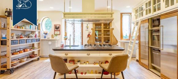 Villa de 5 dormitorios en Carate Brianza, Italy No. 57932 3