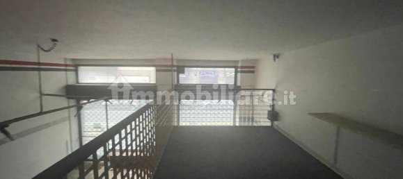182m² Commercial property in Varese, Italy No. 154430 9