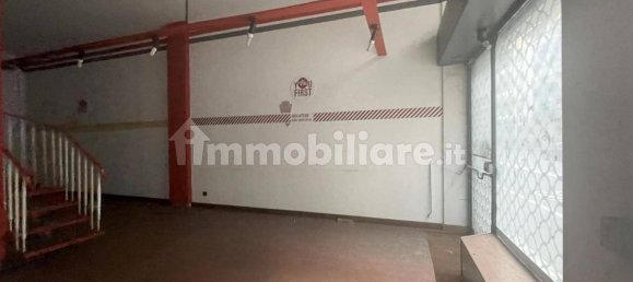 182m² Commercial property in Varese, Italy No. 154430 5
