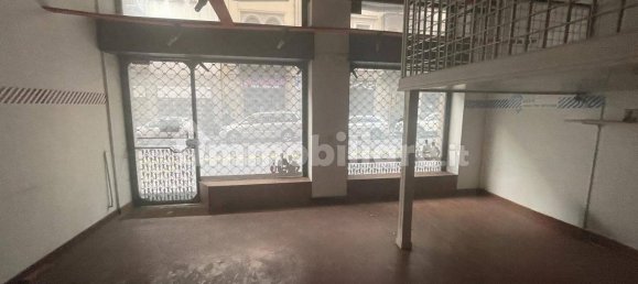 182m² Commercial property in Varese, Italy No. 154430 4