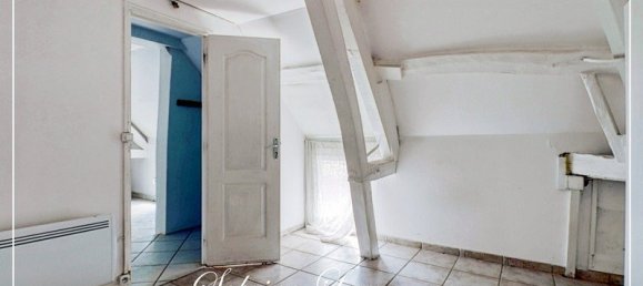 Casa de 3 dormitorios en Sezanne, France No. 58209 12