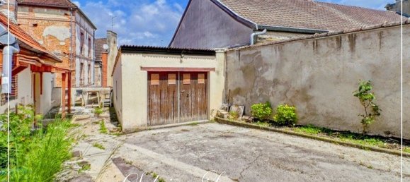 Casa de 3 dormitorios en Sezanne, France No. 58209 15