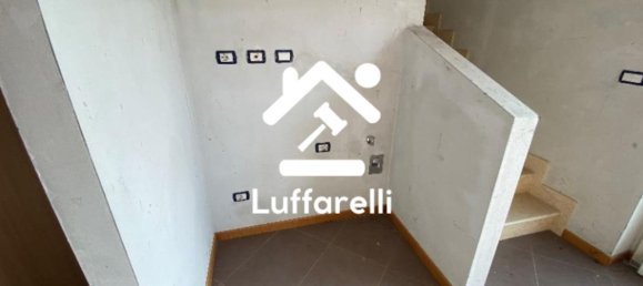 5-Zimmer Wohnung in Abbiategrasso, Italy, Nr. 7853 3