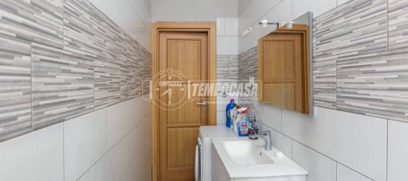 2 Schlafzimmer Wohnung in Moncalieri, Italy, Nr. 295625 11