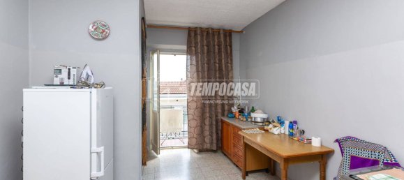 2 Schlafzimmer Wohnung in Moncalieri, Italy, Nr. 295625 5