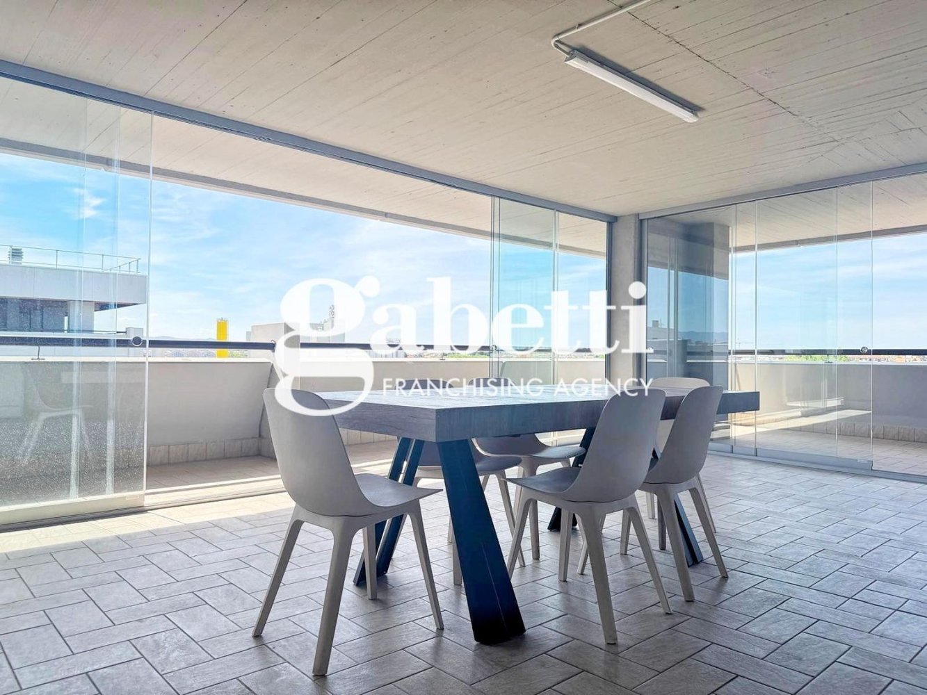 Ático de 4 dormitorios en Rome, Italy No. 399786