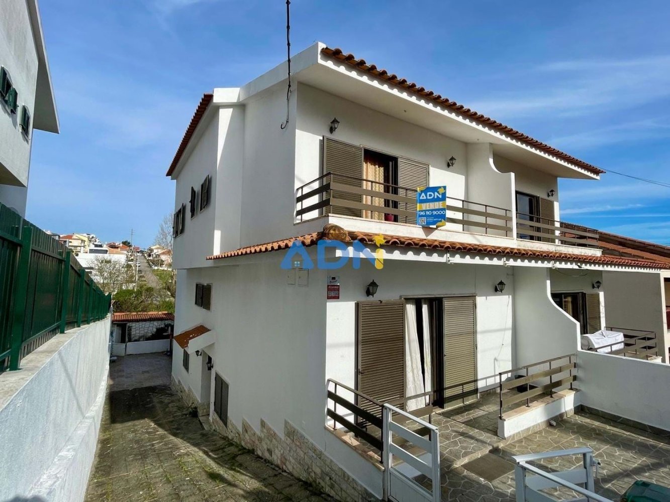 Casa de 4 dormitorios en Odivelas, Portugal No. 117200