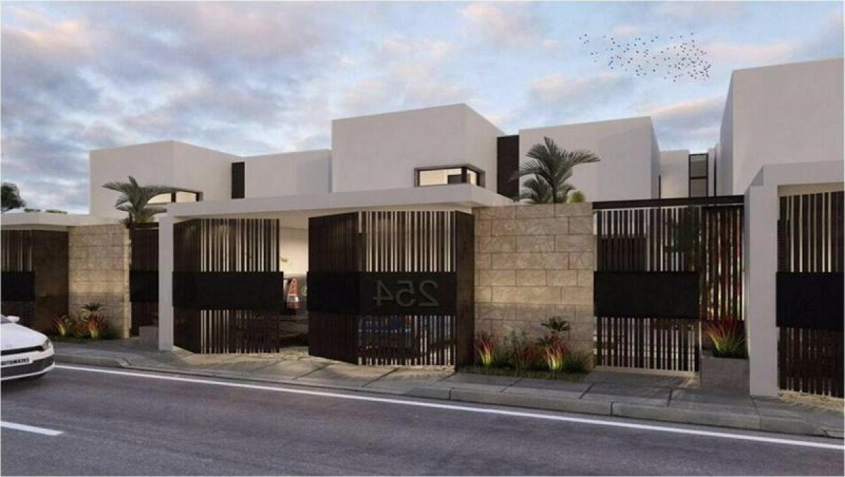 3 bedrooms House in Merida, Mexico No. 8653