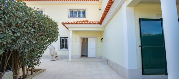 5 غرف نوم فيلا في Cascais, Portugal رقم 188141 34