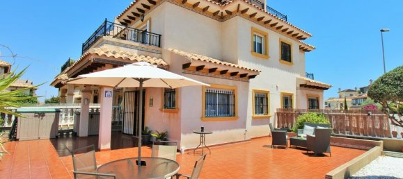 2 bedrooms Townhouse in La Zenia, Spain No. 190726 6