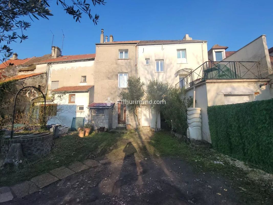 4-Zimmer Haus in Sarcelles, France, Nr. 125515