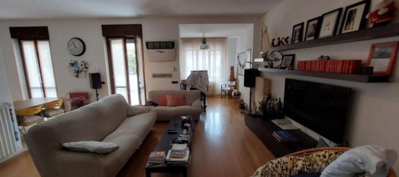 بناية في Monza, Italy 383متر مربع رقم 378460 10