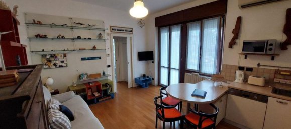 بناية في Monza, Italy 383متر مربع رقم 378460 3