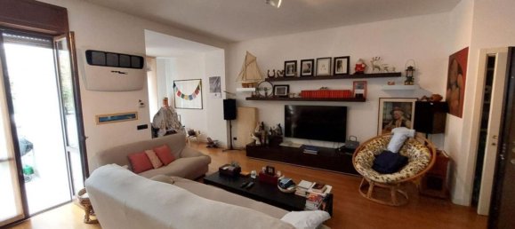 بناية في Monza, Italy 383متر مربع رقم 378460 9