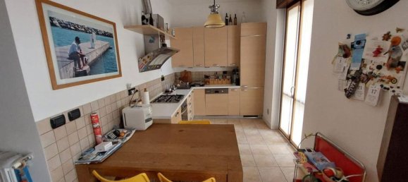 بناية في Monza, Italy 383متر مربع رقم 378460 12