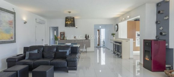 3 bedrooms Villa in Lagoa, Portugal No. 7620 5
