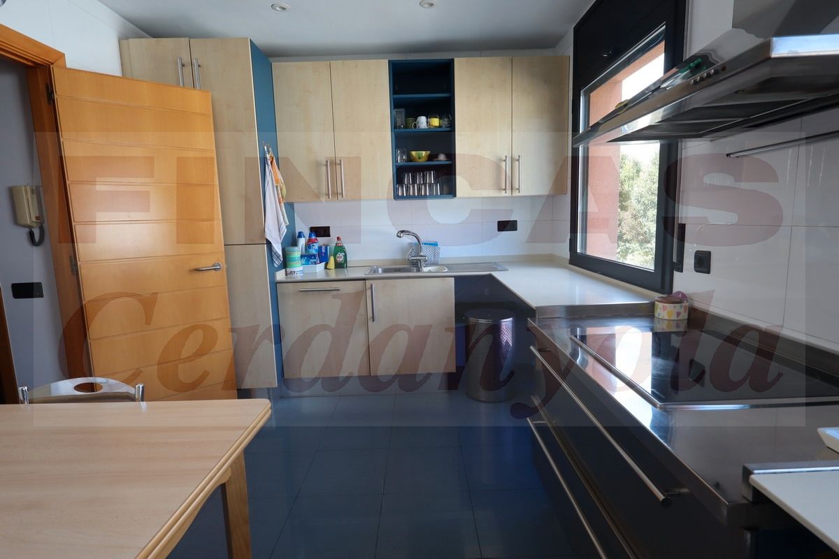 3 Schlafzimmer Stadthaus in Cerdanyola Del Valles, Spain, Nr. 280014