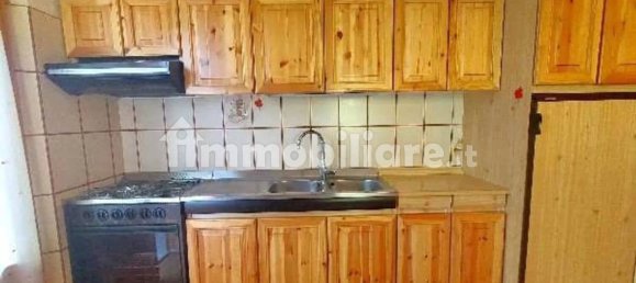 Apartamento de 3 dormitorios en Abetone Cutigliano, Italy No. 350997 3