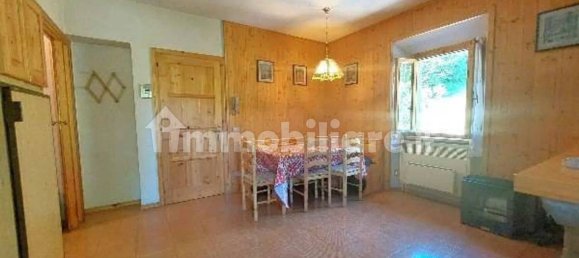 Apartamento de 3 dormitorios en Abetone Cutigliano, Italy No. 350997 4