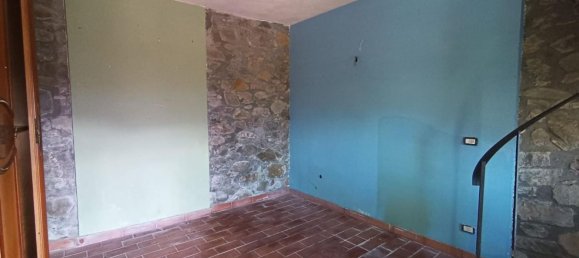 4-salle Maison à Barga, Italy No. 114645 40