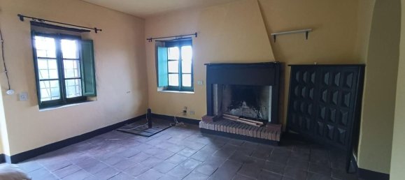 4-salle Maison à Barga, Italy No. 114645 13