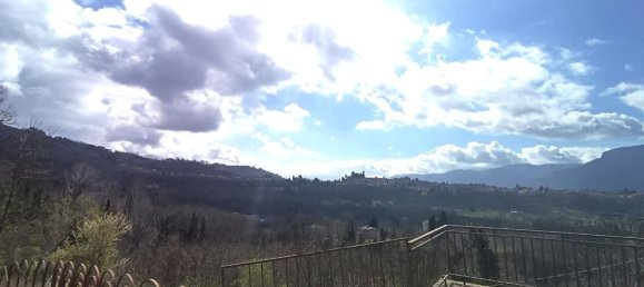 4-salle Maison à Barga, Italy No. 114645 6