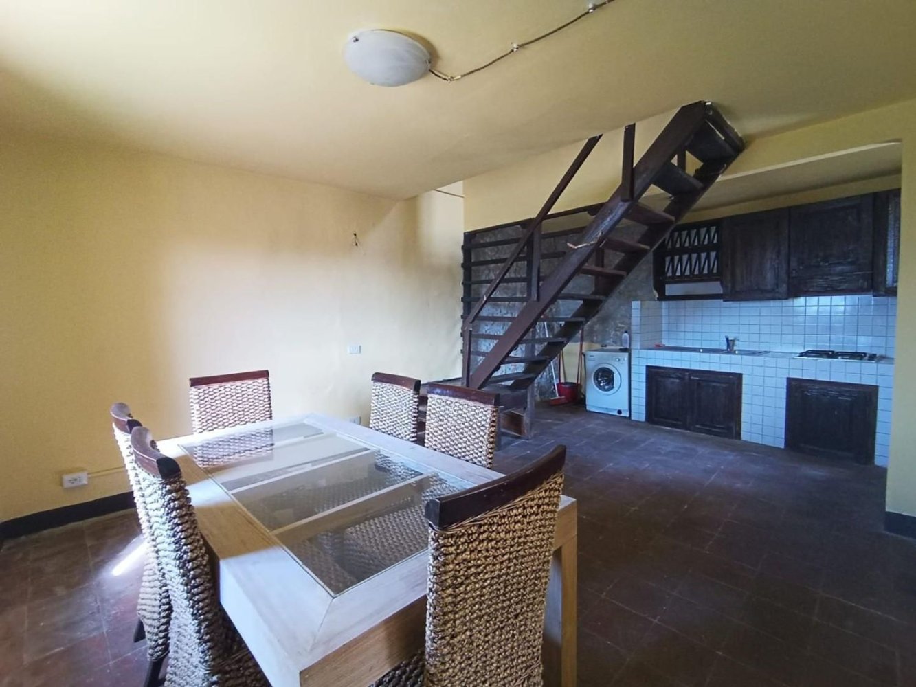 4-salle Maison à Barga, Italy No. 114645