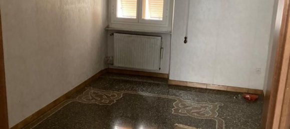 3-salle Appartement à Genoa, Italy No. 180657 4