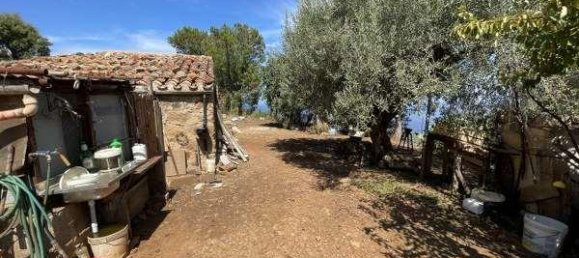 Дом с 2 комнатами в Чефалу, Италия № 112006 2