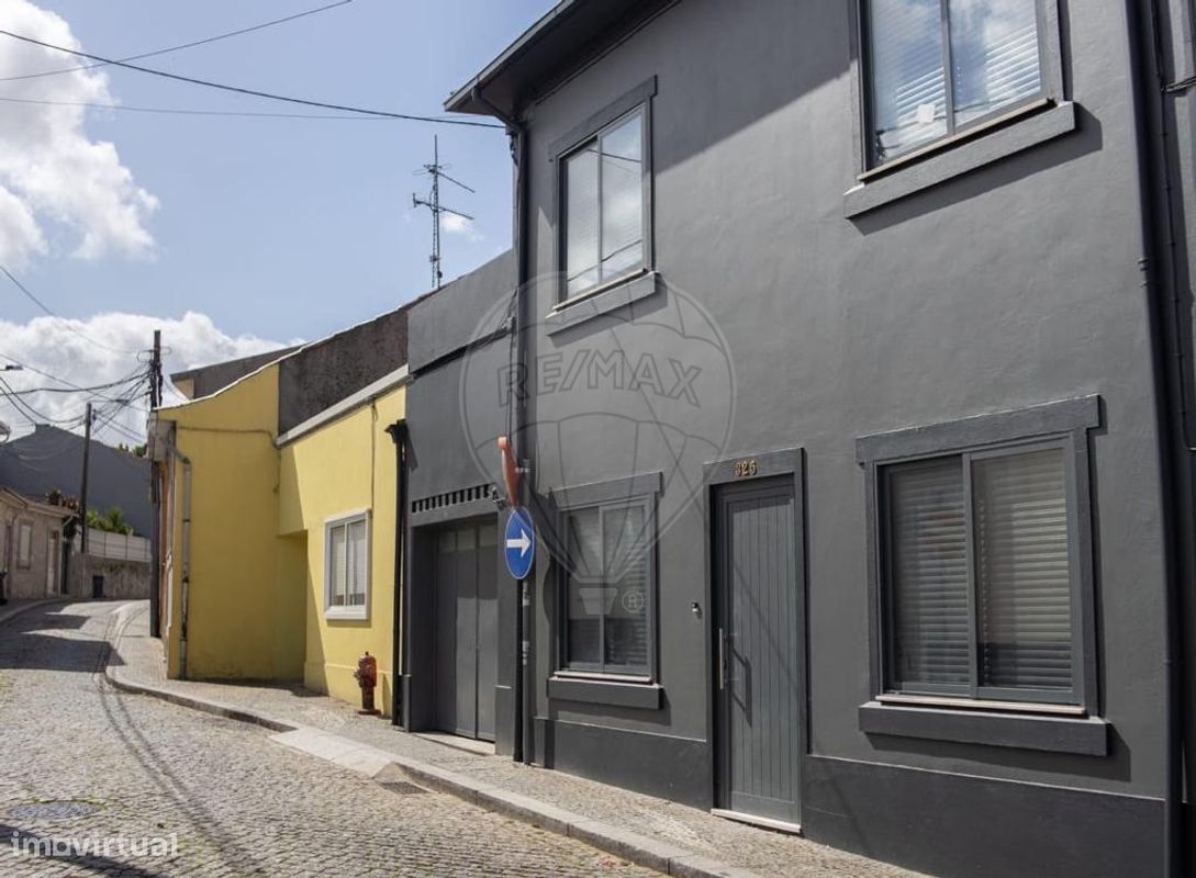 4 Schlafzimmer Haus in Maia, Portugal, Nr. 37099