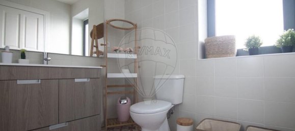 4 Schlafzimmer Haus in Maia, Portugal, Nr. 37099 24