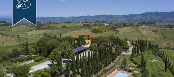 9 bedrooms Commercial property in Cerreto Guidi, Italy No. 316522 5