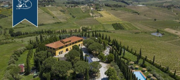 9 bedrooms Commercial property in Cerreto Guidi, Italy No. 316522 4