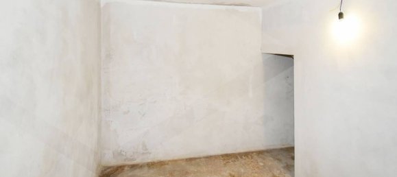 Квартира с 2 комнатами в Парабьяго, Италия № 27171 15