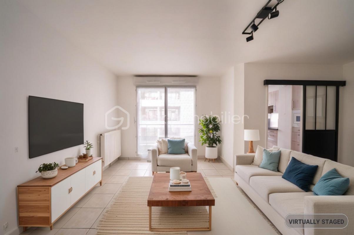 2 bedrooms Apartment in La Riche, France No. 42739